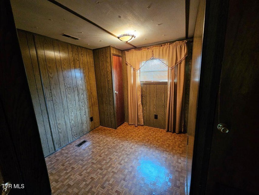 Photo #20: 220 Gillispie Road