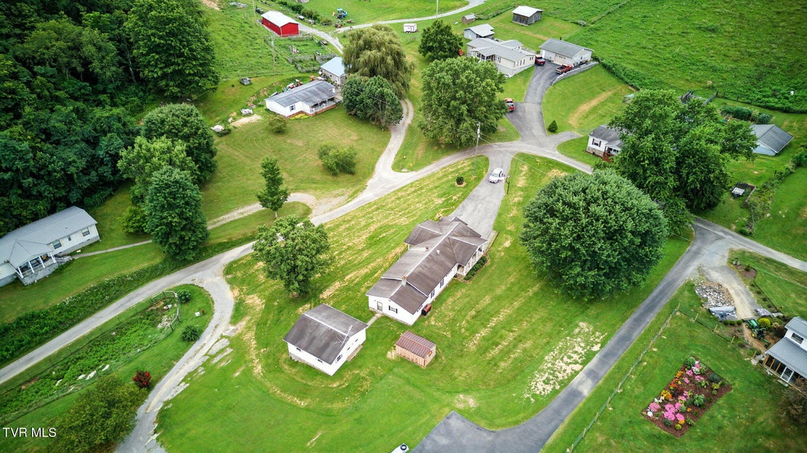 Photo #34: 220 Gillispie Road