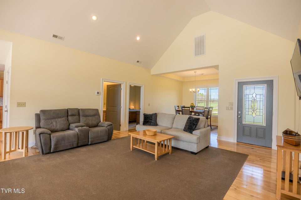 Photo #7: 212 Forked Deer Road