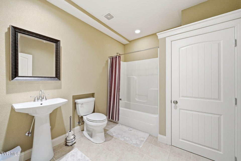 Photo #25: 143 Garland Road