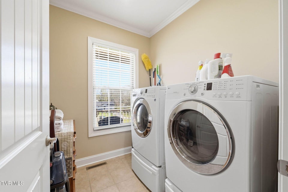 Photo #26: 143 Garland Road