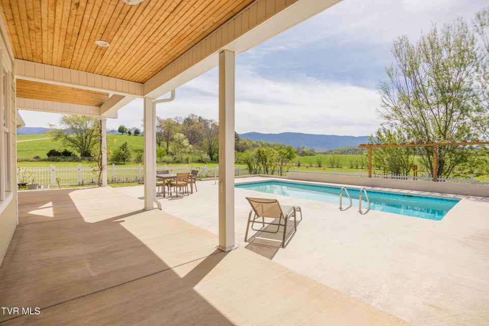 Photo #31: 212 Forked Deer Road