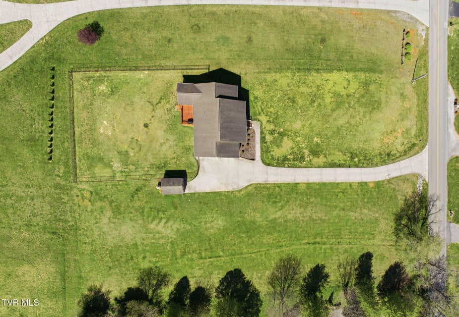 Photo #36: 143 Garland Road