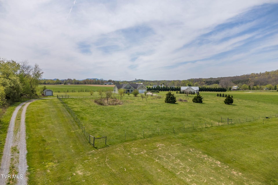 Photo #44: 212 Forked Deer Road