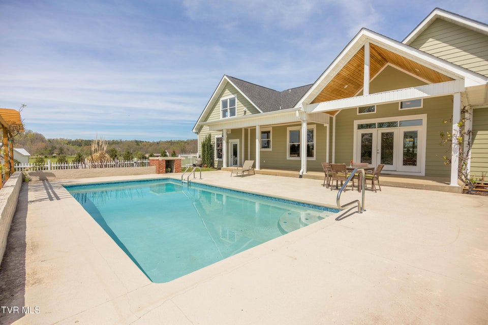 Photo #5: 212 Forked Deer Road