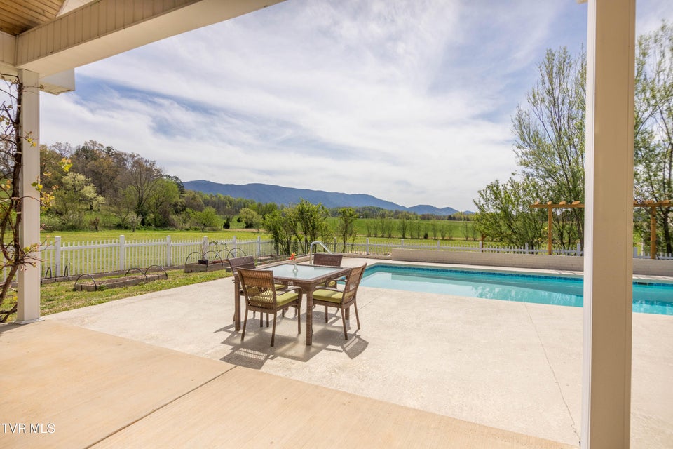 Photo #35: 212 Forked Deer Road