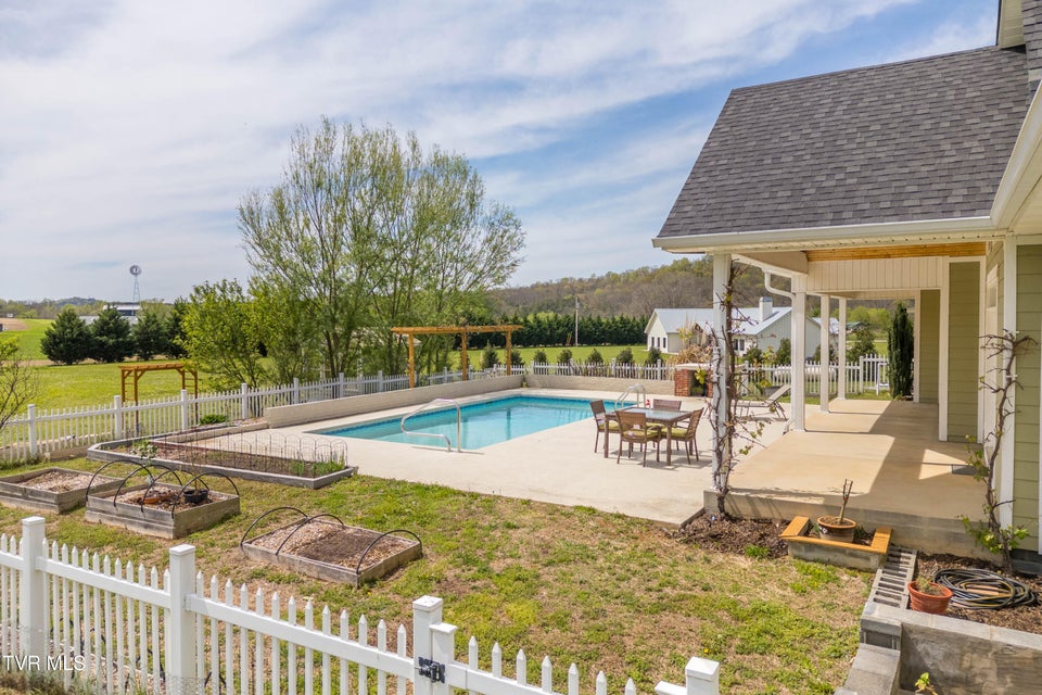 Photo #47: 212 Forked Deer Road