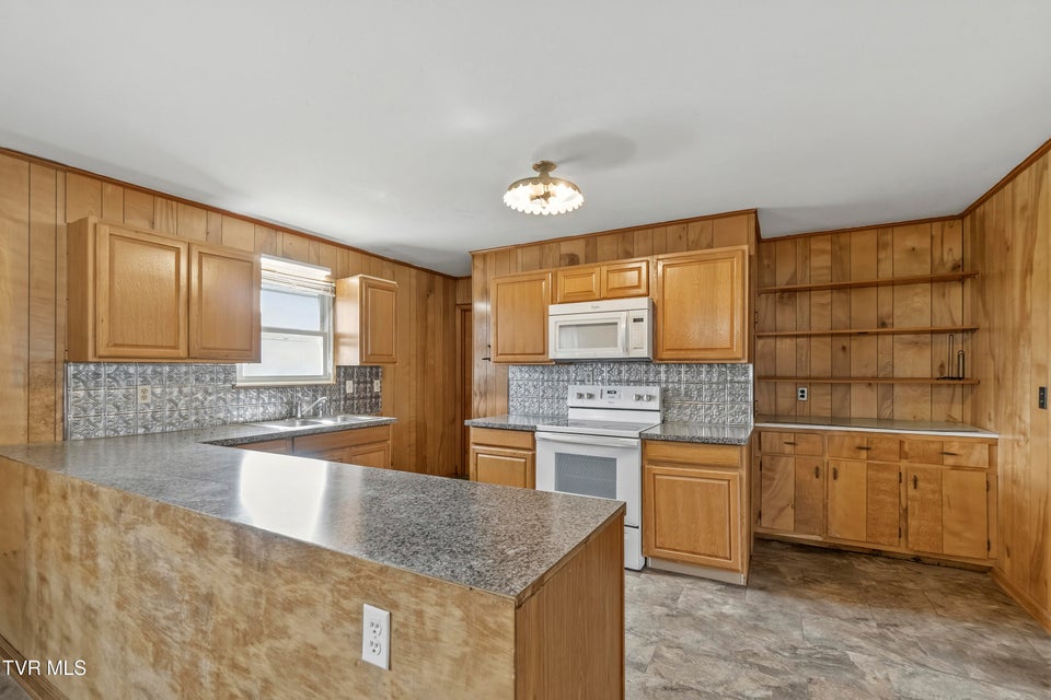 Photo #10: 11295 Lonesome Pine Trail