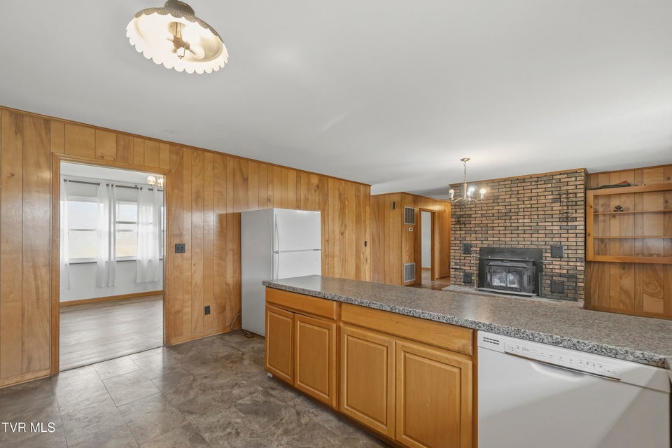 Photo #11: 11295 Lonesome Pine Trail