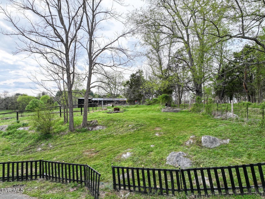 Photo #6: 460 Meadowbrook Road