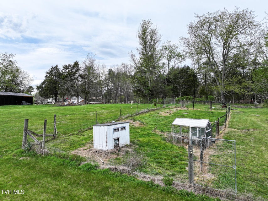 Photo #7: 460 Meadowbrook Road