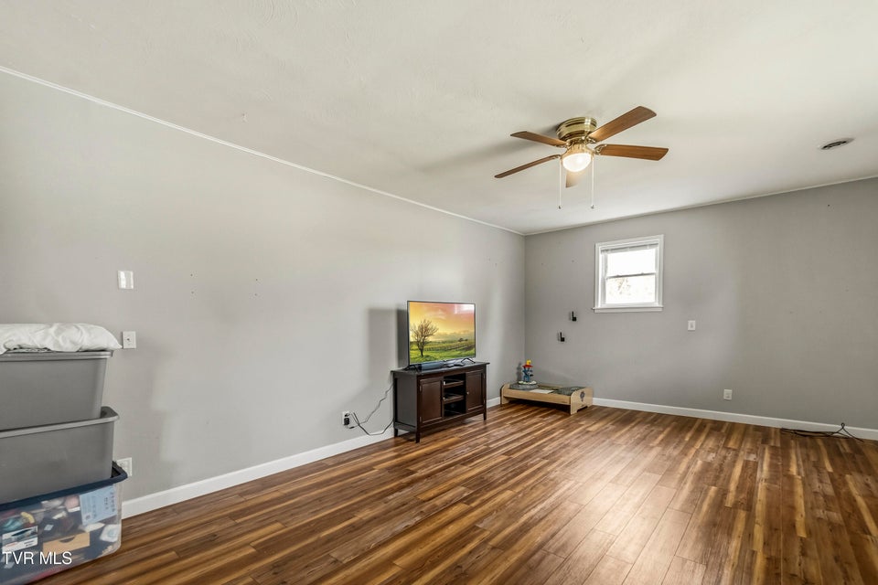 Photo #36: 460 Meadowbrook Road