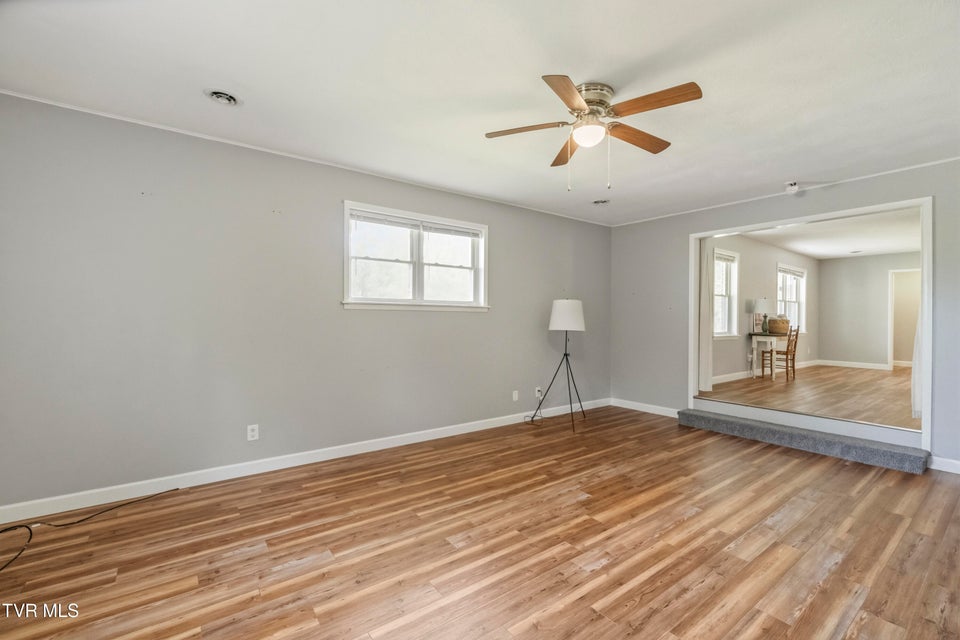 Photo #12: 460 Meadowbrook Road