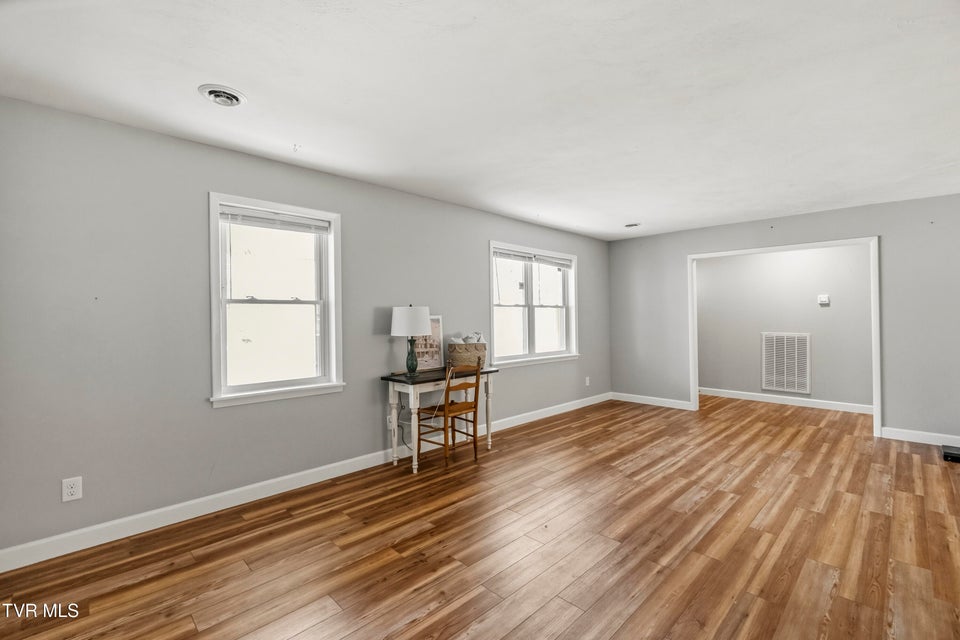 Photo #13: 460 Meadowbrook Road