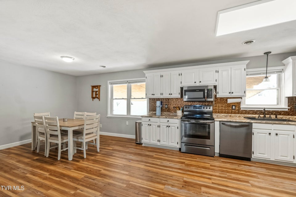 Photo #15: 460 Meadowbrook Road