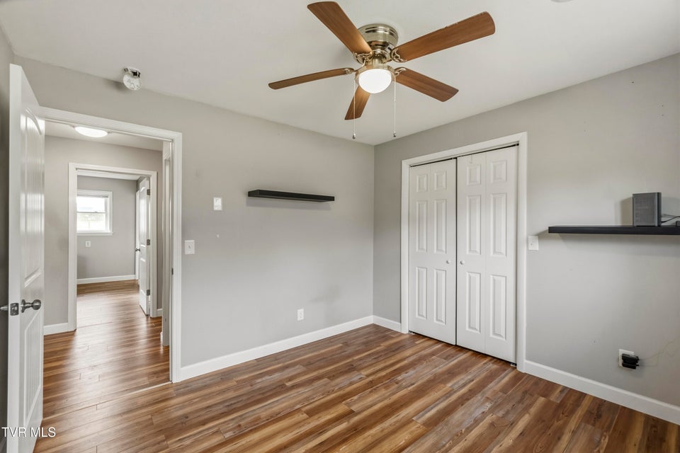 Photo #25: 460 Meadowbrook Road