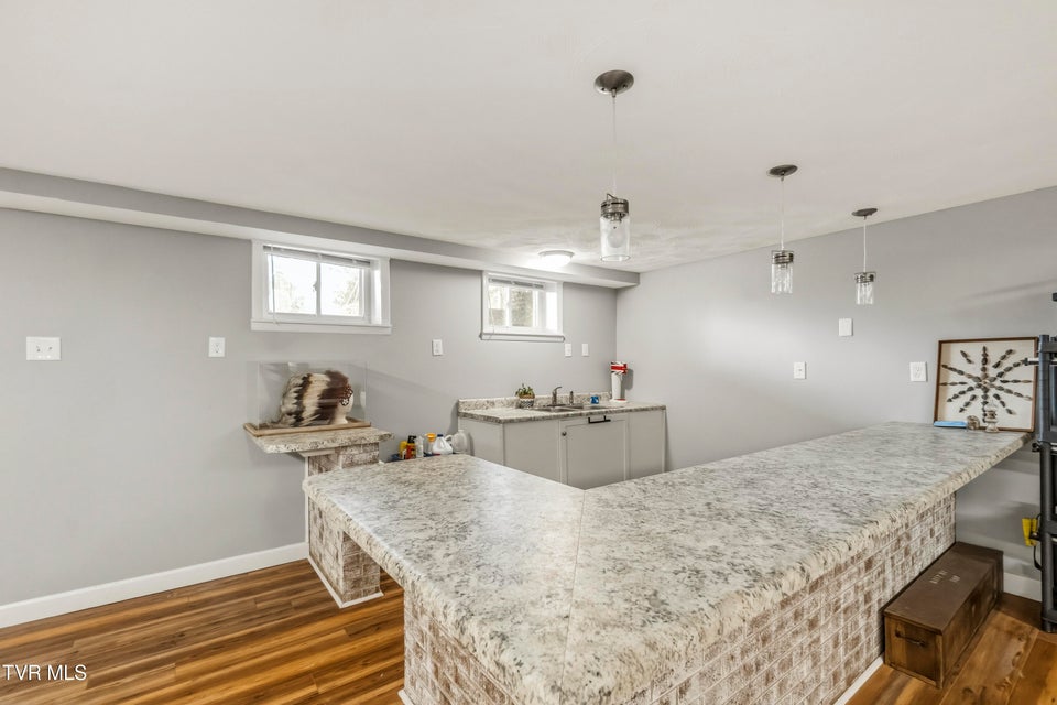 Photo #32: 460 Meadowbrook Road