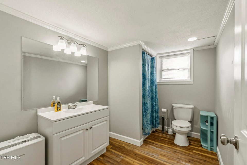 Photo #35: 460 Meadowbrook Road