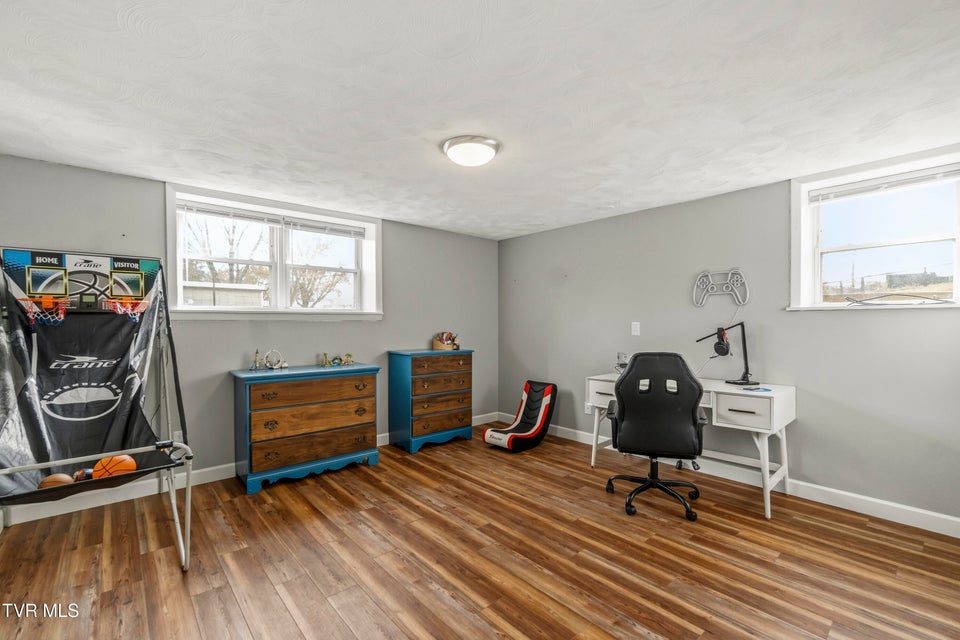 Photo #34: 460 Meadowbrook Road