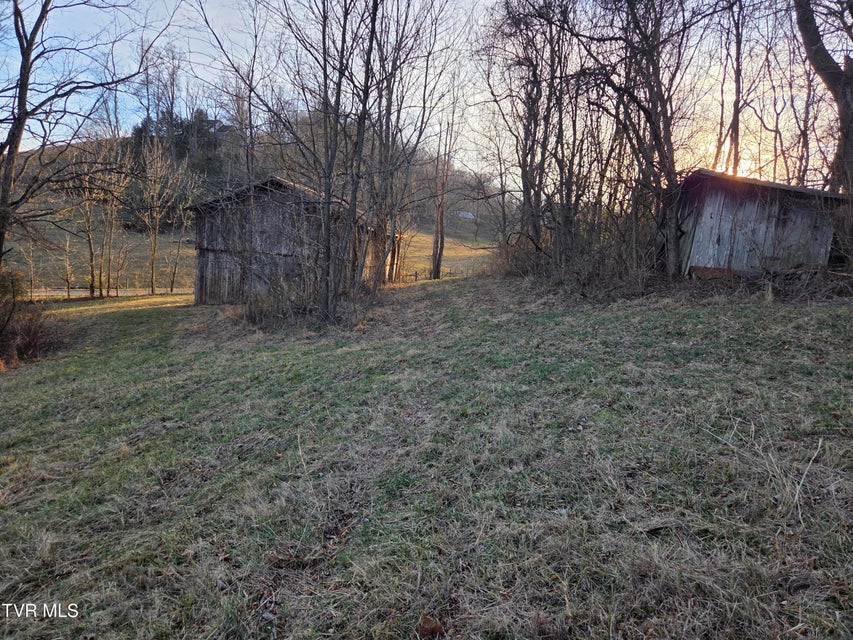 Photo #7: 112 Eisenhower Road