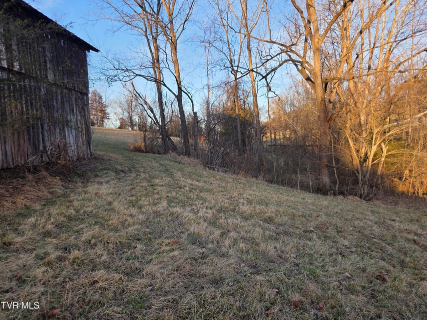 Photo #10: 112 Eisenhower Road