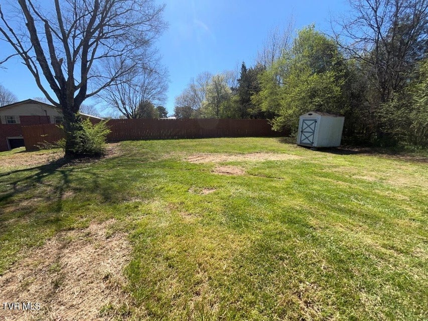 Photo #6: 1921 Hinkle Drive