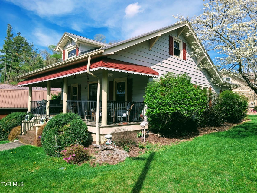 Photo #2: 201 Ida Lane