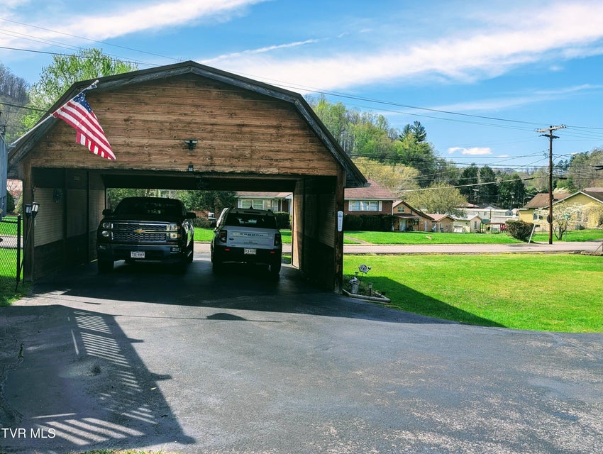 Photo #8: 201 Ida Lane