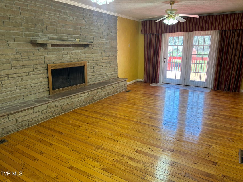 Photo #18: 1867 Gentry Creek Road