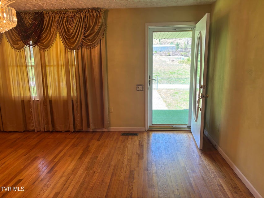 Photo #25: 1867 Gentry Creek Road