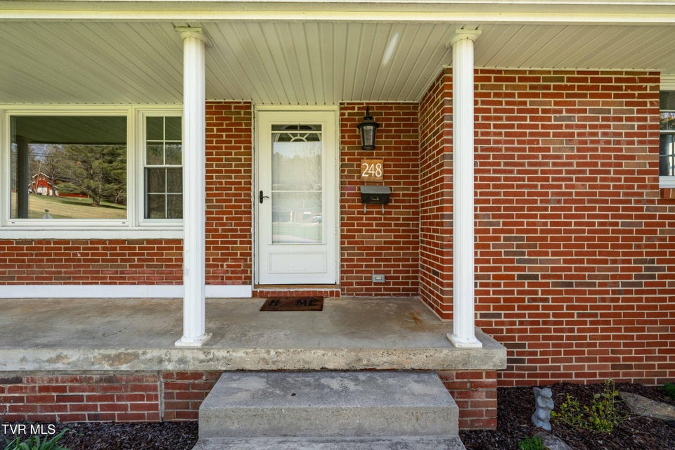 Photo #5: 248 Sunset Drive