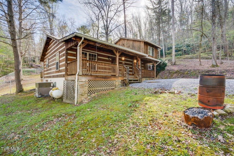 Photo #4: 1072 Lower Paint Creek Road