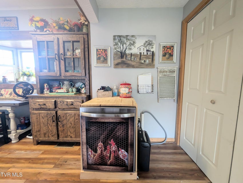 Photo #30: 201 Ida Lane