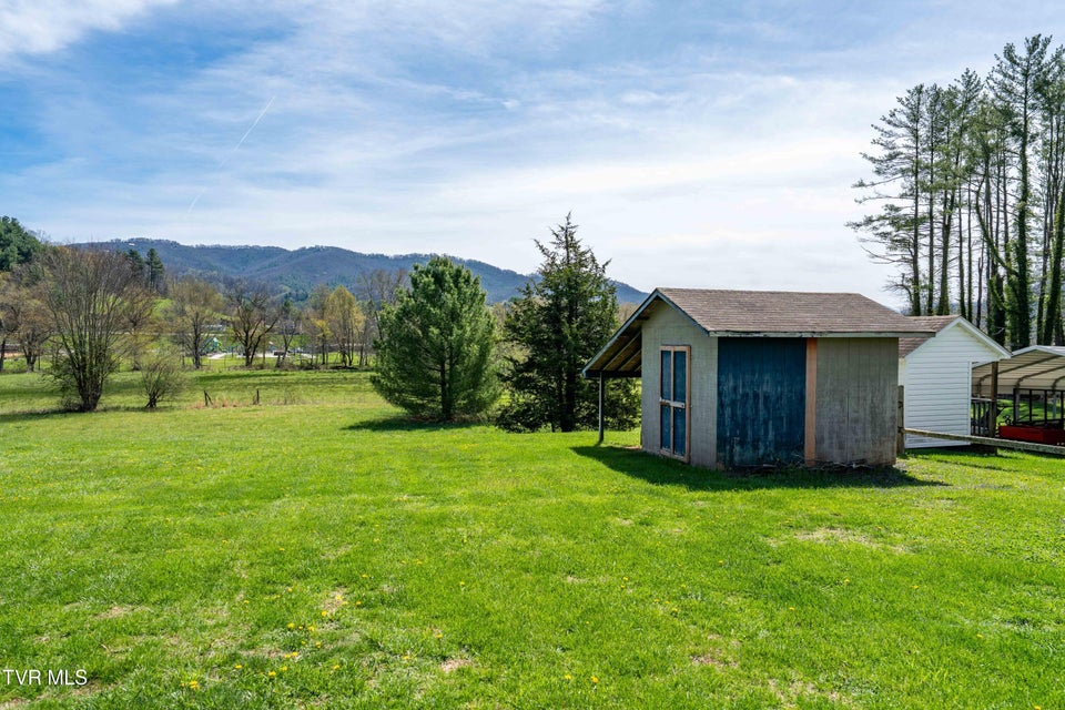 Photo #14: 248 Sunset Drive