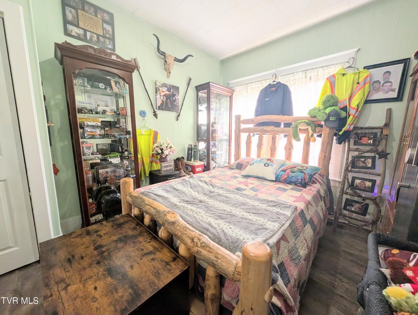 Photo #40: 201 Ida Lane