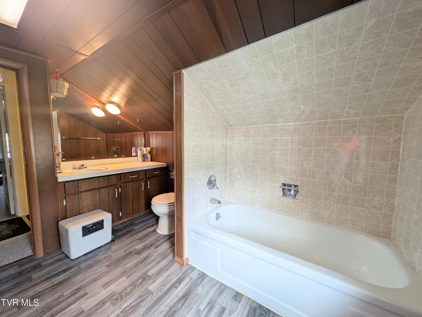 Photo #43: 201 Ida Lane