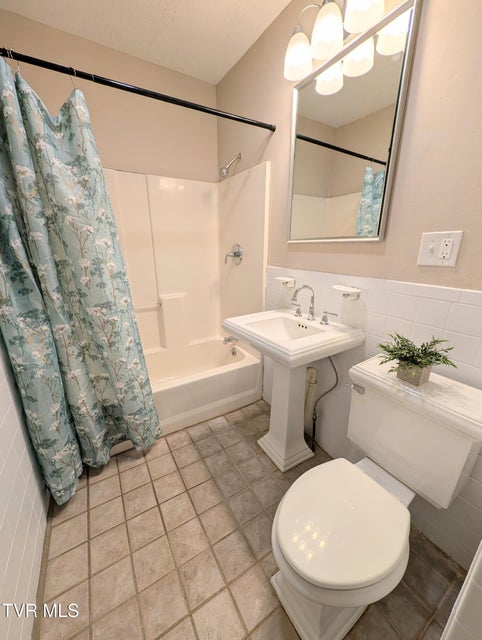 Photo #16: 1027 Columbia Road