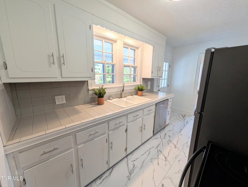 Photo #10: 1027 Columbia Road