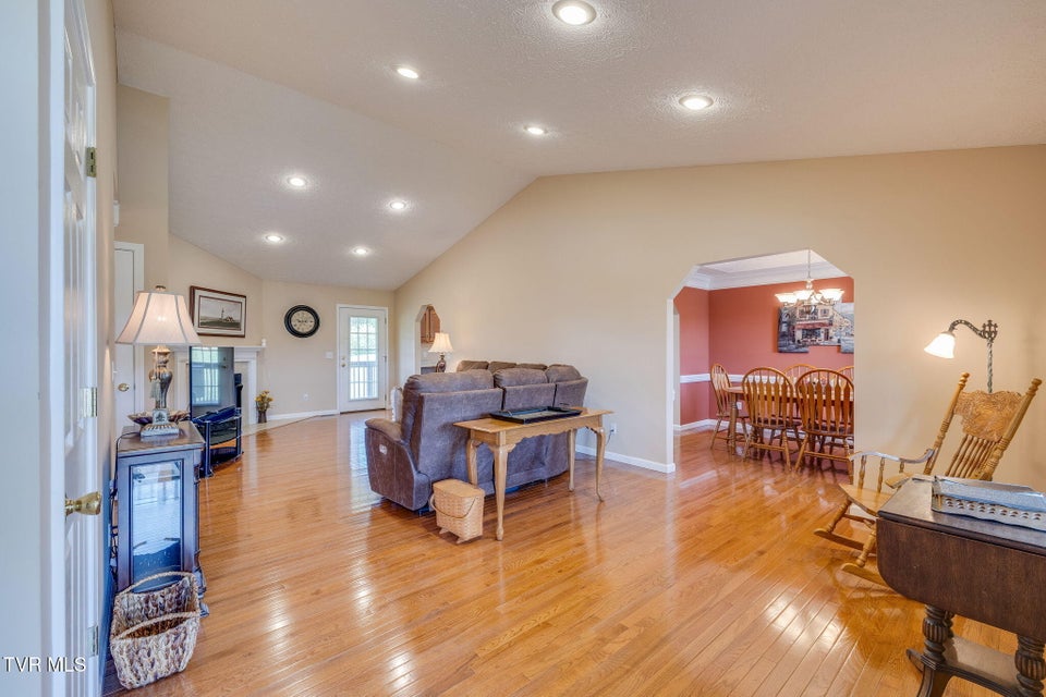 Photo #5: 112 Riverchase Drive