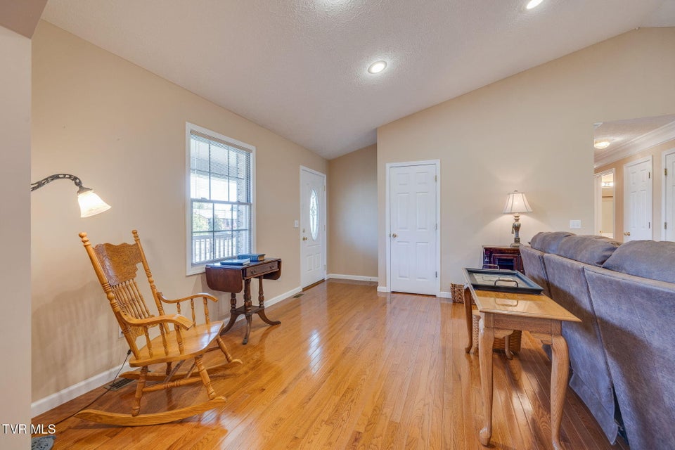 Photo #6: 112 Riverchase Drive