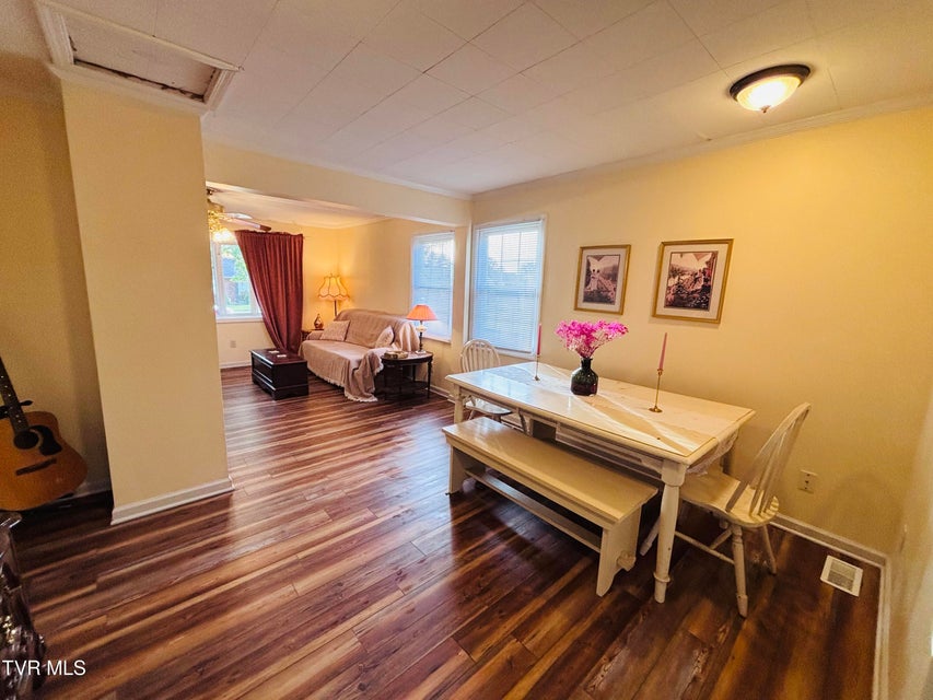 Photo #15: 1644 Redwood Drive