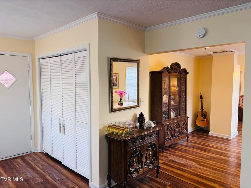 Photo #6: 1644 Redwood Drive