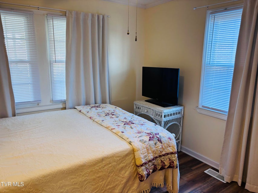 Photo #23: 1644 Redwood Drive