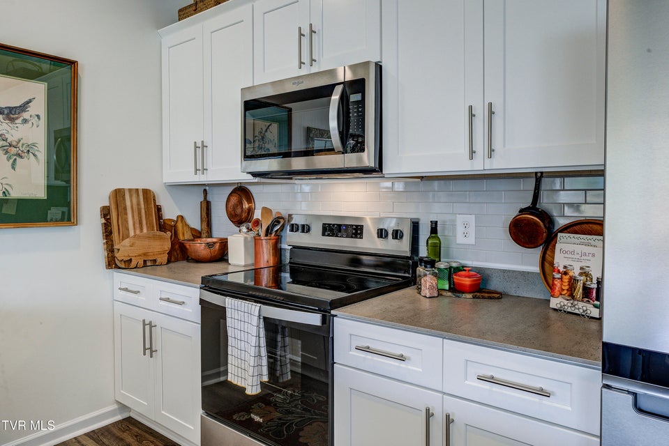 Photo #13: 1039 Saylors Place