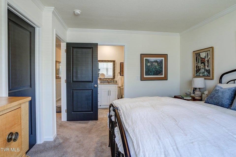 Photo #28: 1039 Saylors Place