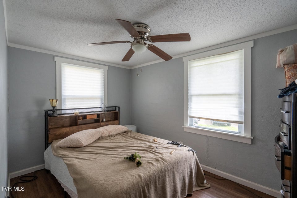 Photo #18: 2305&2303 Abbott Drive