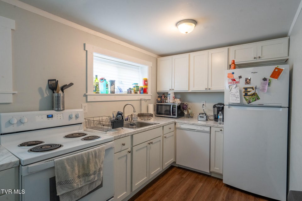 Photo #21: 2305&2303 Abbott Drive