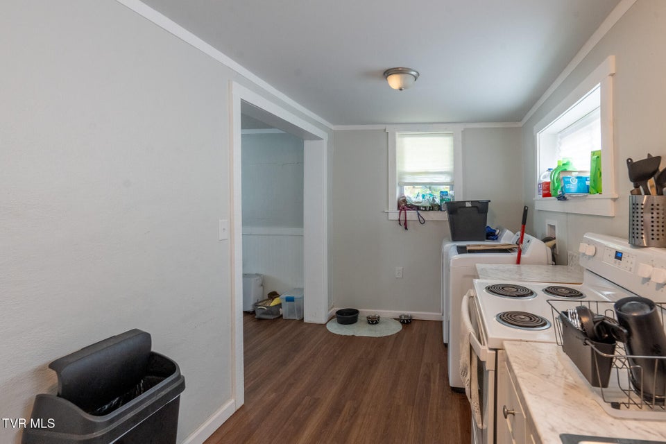 Photo #23: 2305&2303 Abbott Drive