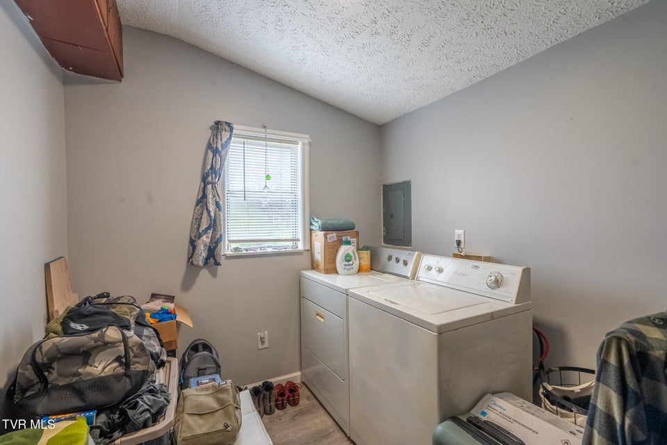 Photo #37: 2305&2303 Abbott Drive