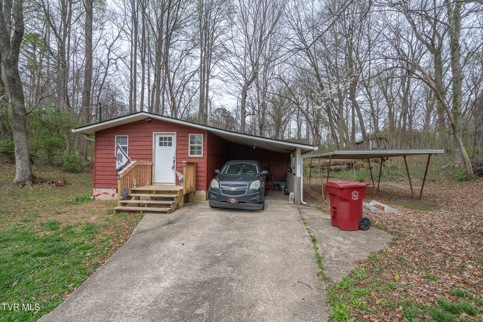 Photo #27: 2305&2303 Abbott Drive